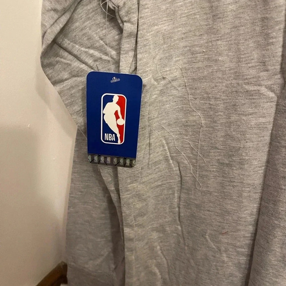 Dallas Mavericks NWT long sleeved XL tshirt tee shirt - Picture 4 of 5